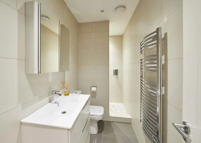 Host & - Lowcross Hébergement de vacances